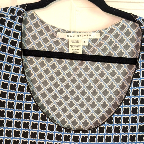 Max Studio dress - Picture 4 of 4